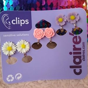 ✨New Claire's Clip On Flower Earrings